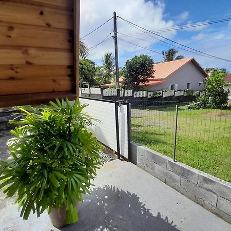 Charmant Chalet Avec Jacuzzi, L'Ile O Vert サン・フィリップ エクステリア 写真