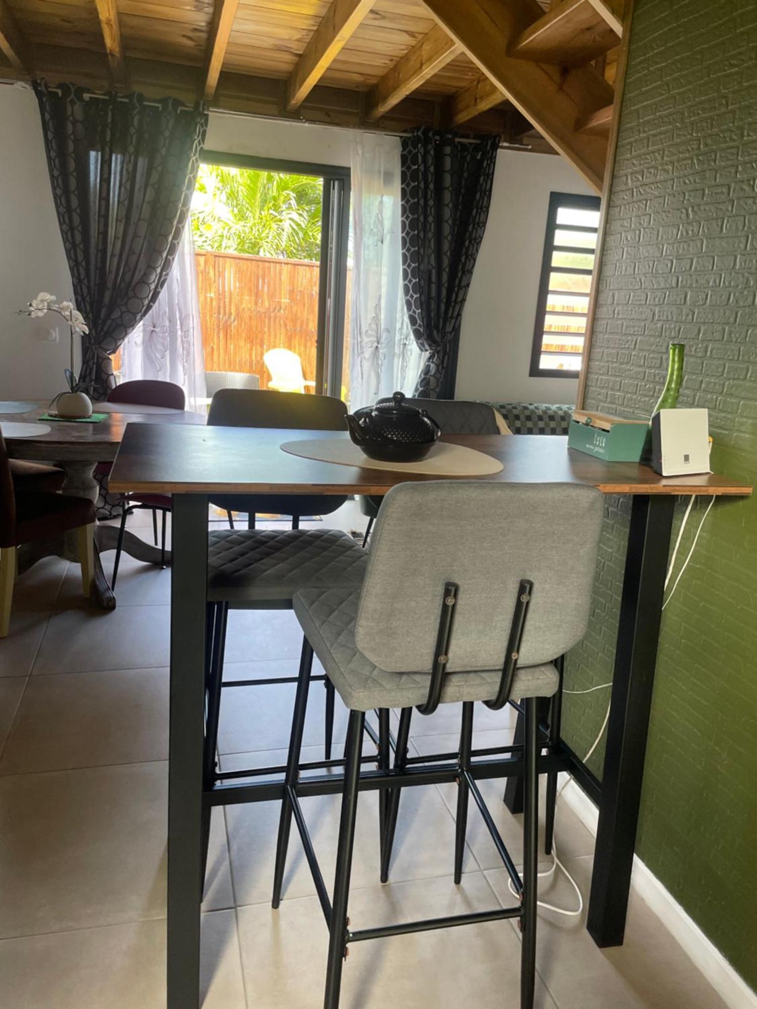 Charmant Chalet Avec Jacuzzi, L'Ile O Vert サン・フィリップ エクステリア 写真